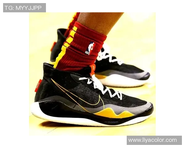 如何根据球星风格选择适合的足球鞋底类型助力球场表现